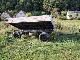 Vyklapacia vlecka - 7