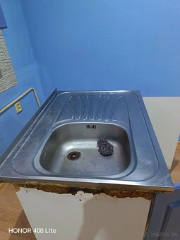 Kuchynská linka - 7