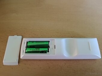 Projektor BenQ W700 DLP 720p 2200 ANSI 10000:1 - 7