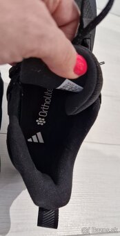 dámske tenisky Adidas, v. 36 2/3 - 7