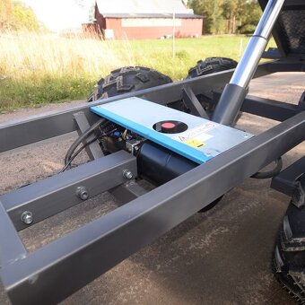 Sklápací príves ATV 1 420 kg s elektrickým hydra. sklápačom - 7