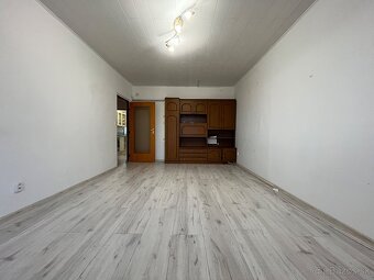 PREDAJ 3-izbový byt - Piešťany - Brezová ul. - 7