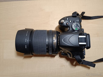 Nikon D5100 + objektív Nikon AF-S 18-105 mm VR - 7