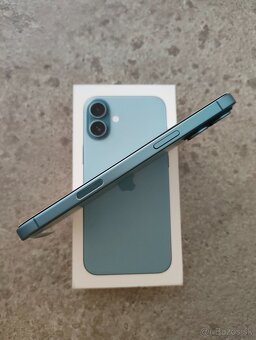 Apple iPhone 16 Plus 128GB - 7