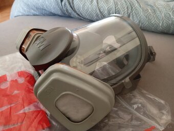 Predám ( 3M-Celotvarovú masku ) - 7