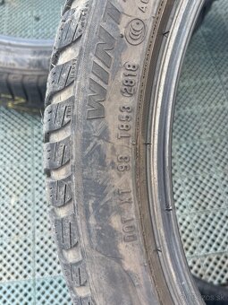 Pirelli SOTTOZERO 3 245/40 R19 (Run flat) - 7
