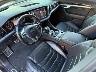 Volkswagen Touareg 3.0tdi R-LINE - 7