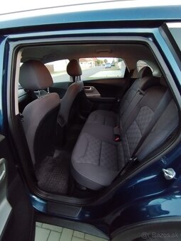 Kia Niro hybrid - 7