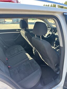 Volkswagen Golf VI (6) Variant 1.6 TDI 4Motion - 7