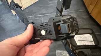 Dron E88 (novy),4K dual cam.,4x bateria plus prislušenstvo - 7