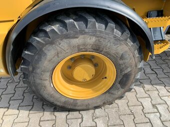 Na prodej: Kolový nakladač CAT 908 (2018) - 7