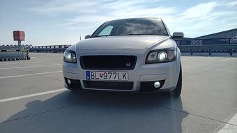 Predám Volvo C30 T5 - 7