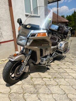 Honda goldwing 1200 - 7