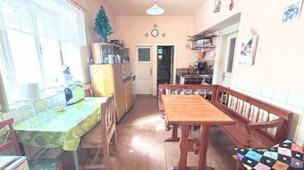 Na predaj: Veľkorysý rodinný dom s dušou a jedinečnou atmosf - 7