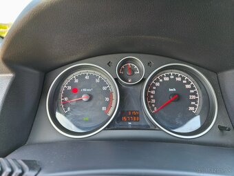 Predám Opel Astra GTC - 7