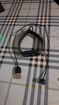 Predám Xiaomi Mi Smart Band 6 - 7