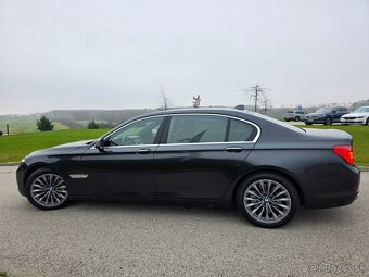 BMW 750XD LONG 4.4i 300 kw - 402 HP Nová STK/EK - 7