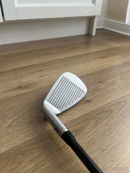Golfový bag Wilson + palice – výborný stav za super cenu - 7