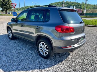 Volkswagen Tiguan 2,0tdi - 7