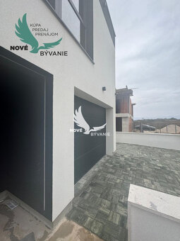 Luxusná novostavba vily s bazénom a nerušeným výhľadom na mo - 7