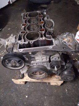 BMW E46 318i N42B20A - 7
