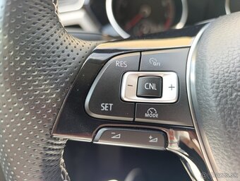 Volkswagen Touran - 7