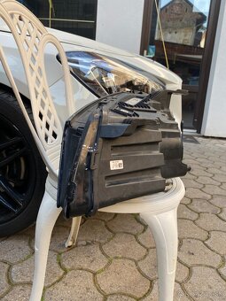 Predám LED svetlo + AMG nárazník Mercedes-Benz CLA - 7