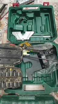 Predám hornú frézu Bosch POF1300ACE+príslušenstvo - 7