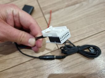 MODUL Bluetooth ADAPTER pre SKODA VW AUDI SEAT - 7