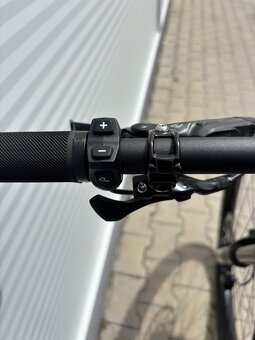 Specialized Turbo Levo - 7
