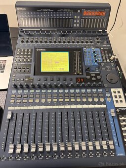 YAMAHA DM 1000 + meter bridge - 7