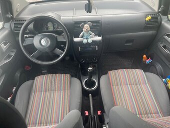 Volkswagen FOX - 7
