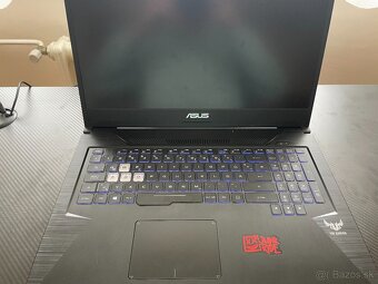 ASUS TUF GAMING 17" - 7