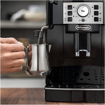 Nový plnoautomat. kávovar DeLonghi Magnifica S ECAM22.115.B - 7