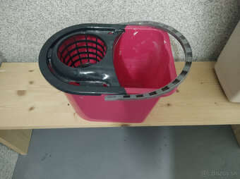 (21) Vedierka a veci na umývanie - 7