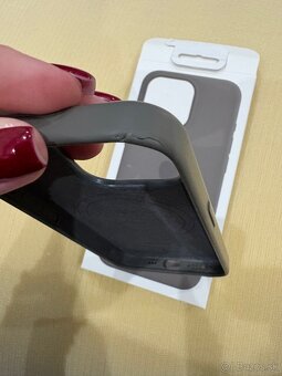 Kryt na Iphone 15 Pro s MagSafe - 7