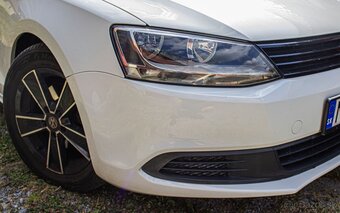 Volkswagen Jetta 1.6 TDI Comfortline - 7