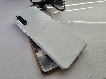 Predám Sony Xperia 10II - 128GB - 7