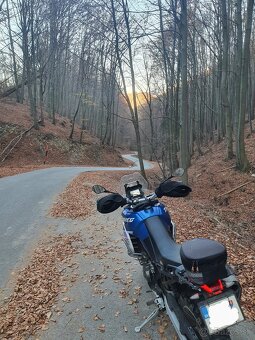 Aprilia Tuareg 660 - 7