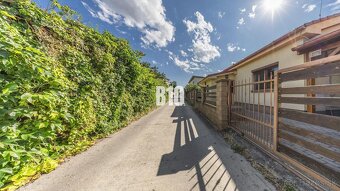 REZERVOVANÉ I Samostatne stojaci rodinný domček vo Vrakuni v - 7