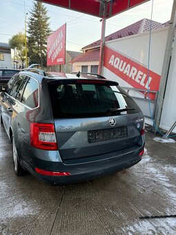 Predám škodu octaviu 2.0 110kw DSG 2016 - 7