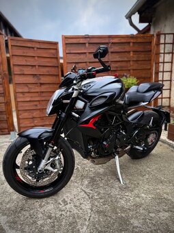 MV Agusta Brutale 800 - 7