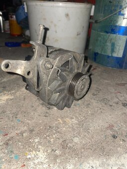 🔋 Originál Alternátor Valeo A13N95 – 12V / 50A - 7