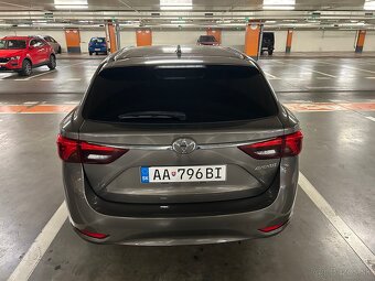 Toyota Avensis 2018r. 2.0D4D diesel - 7