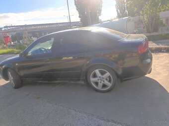 Audi A4 b7 - 7