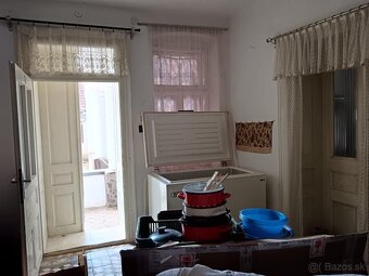 Ponúkame Vám na predaj rodinný dom v obci Mártonyi - 7