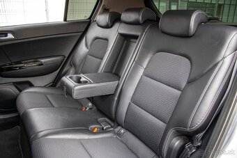 Kia Sportage 1.6 CRDi mHEV Platinum 4WD A/T - 7