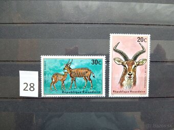Poštové známky č.861 - 20 ks sérií SVET II. - fauna, flora - 7