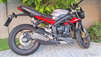 Triumph Street Triple 675 R - 7