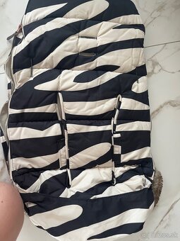 FUSAK ELODIE - 7